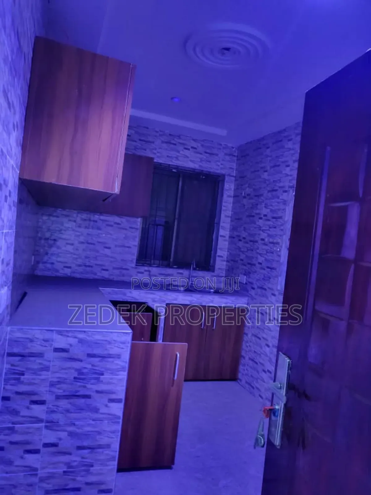 2bdrm Apartment in Zedek Properties, Ashomang Estate for rent