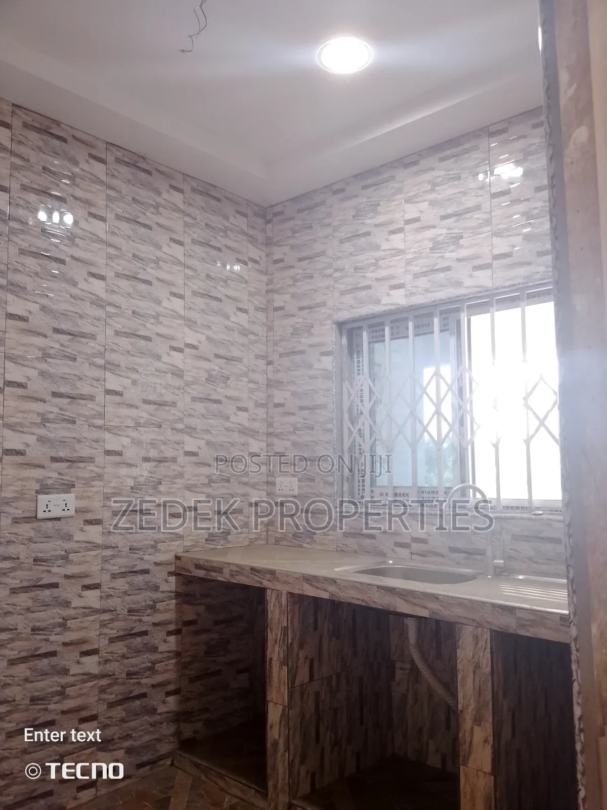 2bdrm Apartment in Zedek Properties, Ashomang Estate for rent