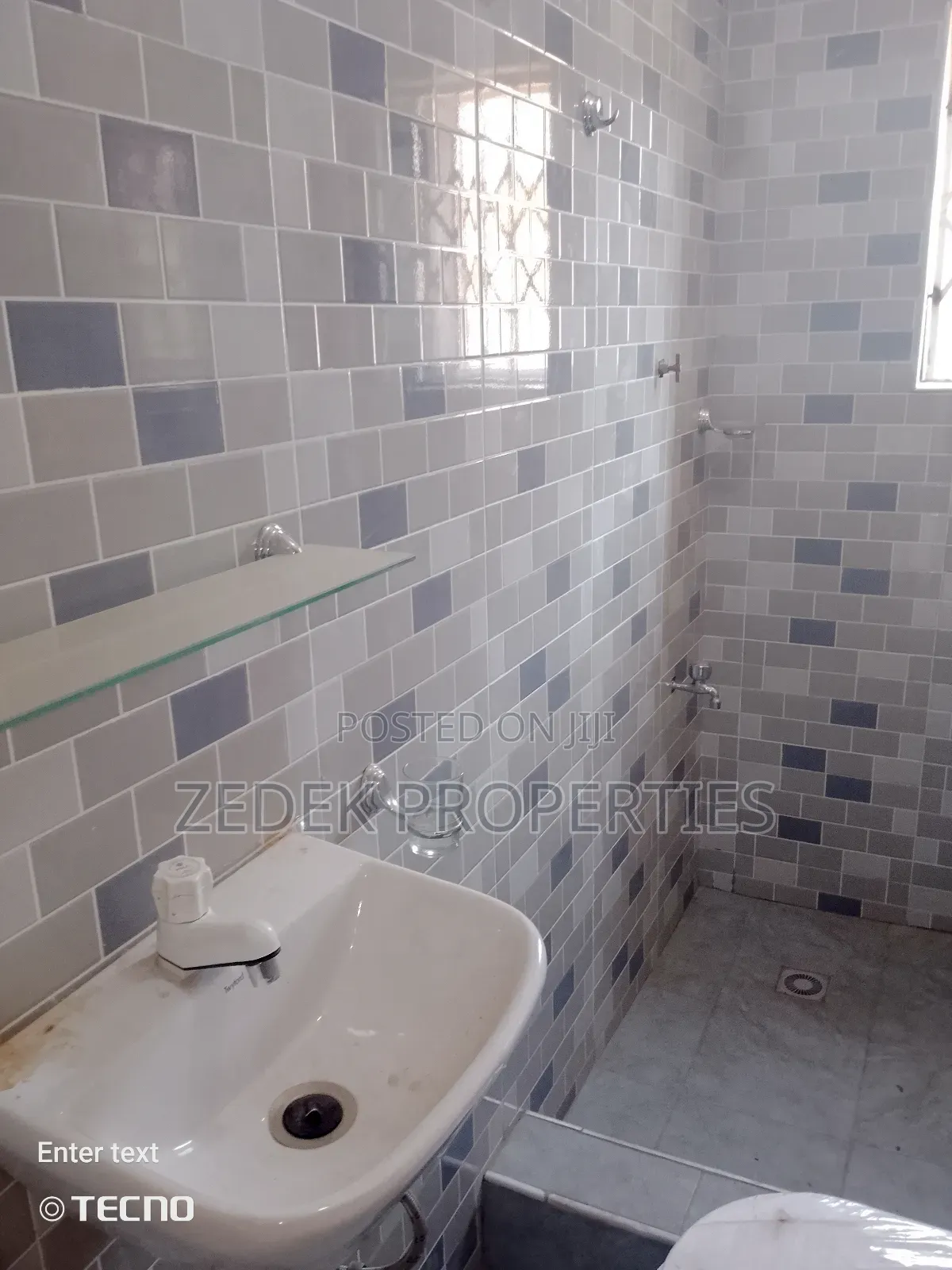 2bdrm Apartment in Zedek Properties, Ashomang Estate for rent