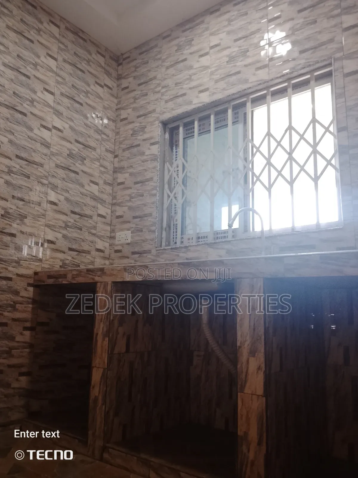2bdrm Apartment in Zedek Properties, Ashomang Estate for rent