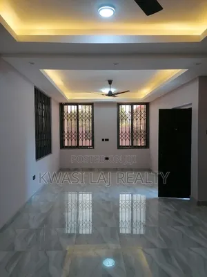 4bdrm House in Adenta Ashiyie for sale