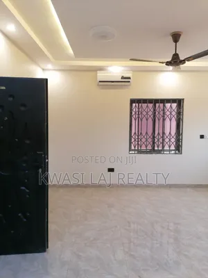 4bdrm House in Adenta Ashiyie for sale