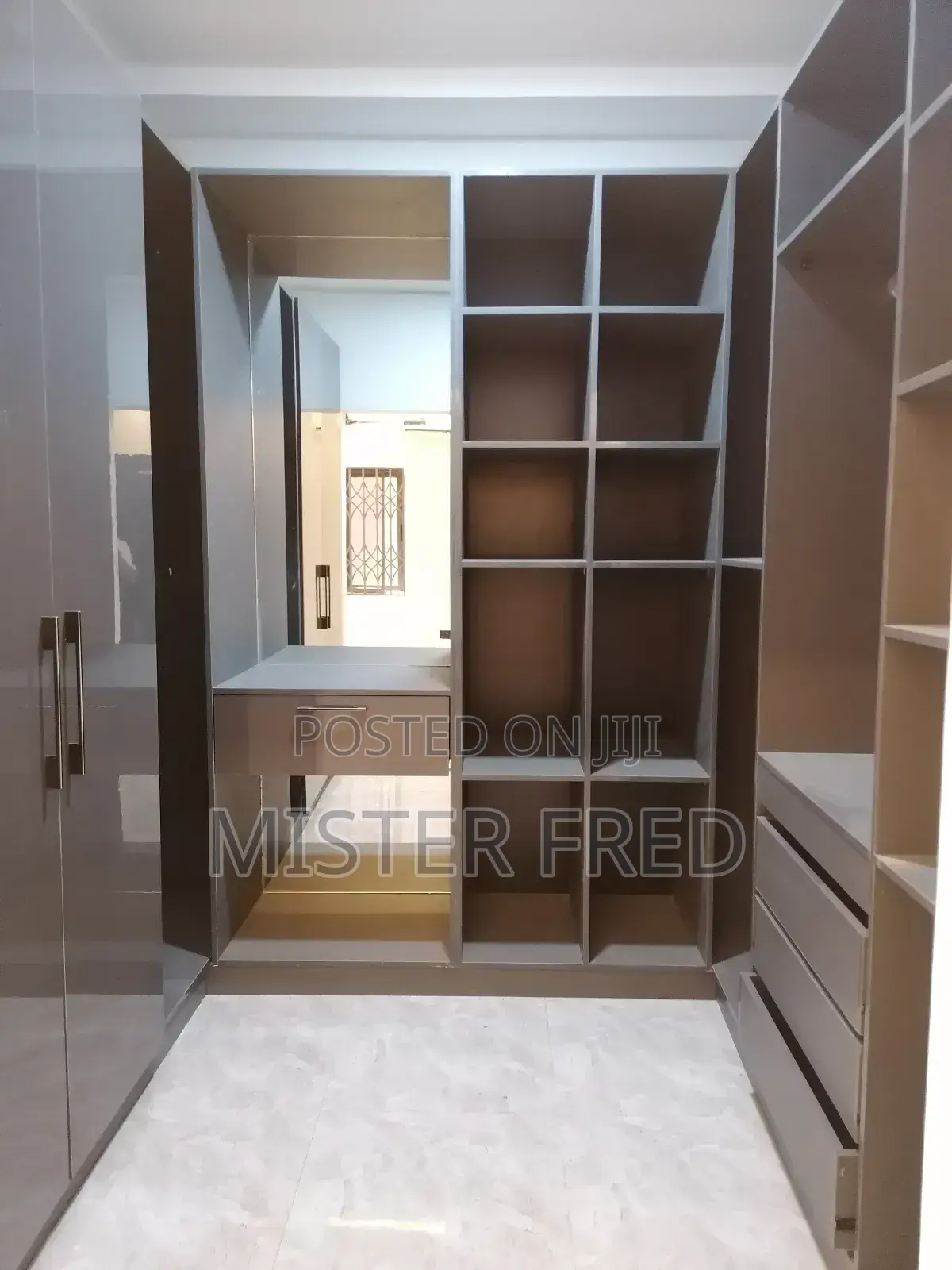 4bdrm House in Adenta Ashiyie for sale