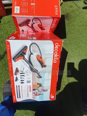 Dust You Carpet With Decakila 1800w Steam Cleaner Decakila