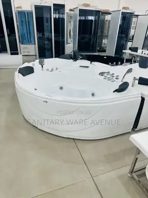 Jacuzzi - Corner Bathtub - Luxury Jacuzzi