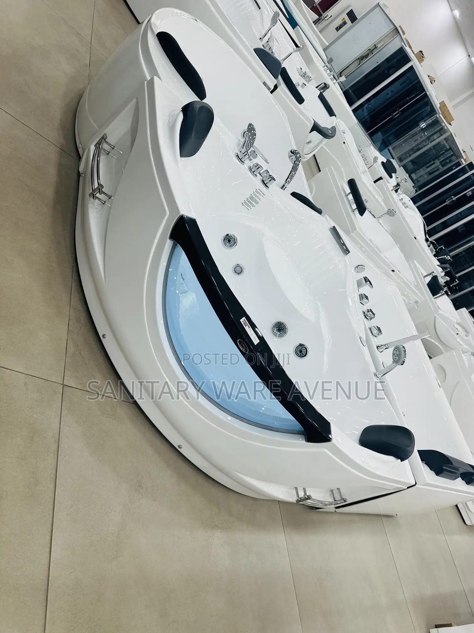 Bathtub Jacuzzi - Corner Bathtub