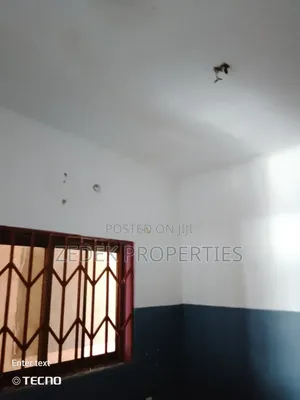 1bdrm Apartment in Zedek Properties, Ashomang Estate for rent