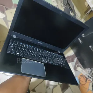 Laptop Acer Aspire E5-575 8GB Intel Core I3 HDD 1T