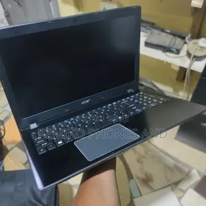 Laptop Acer Aspire E5-575 8GB Intel Core I3 HDD 1T