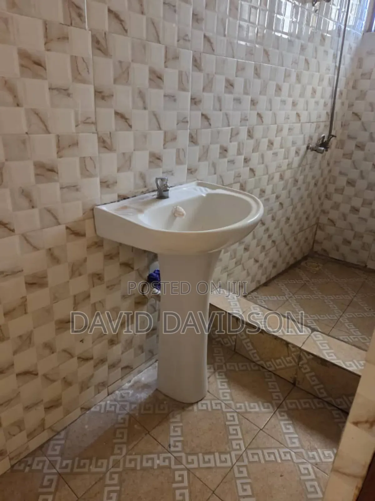 6bdrm House in 6  Bedroom House for rent