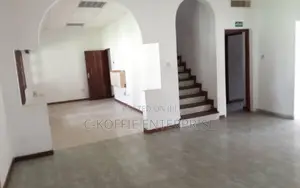12bdrm Duplex in Tesano for rent