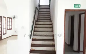 12bdrm Duplex in Tesano for rent