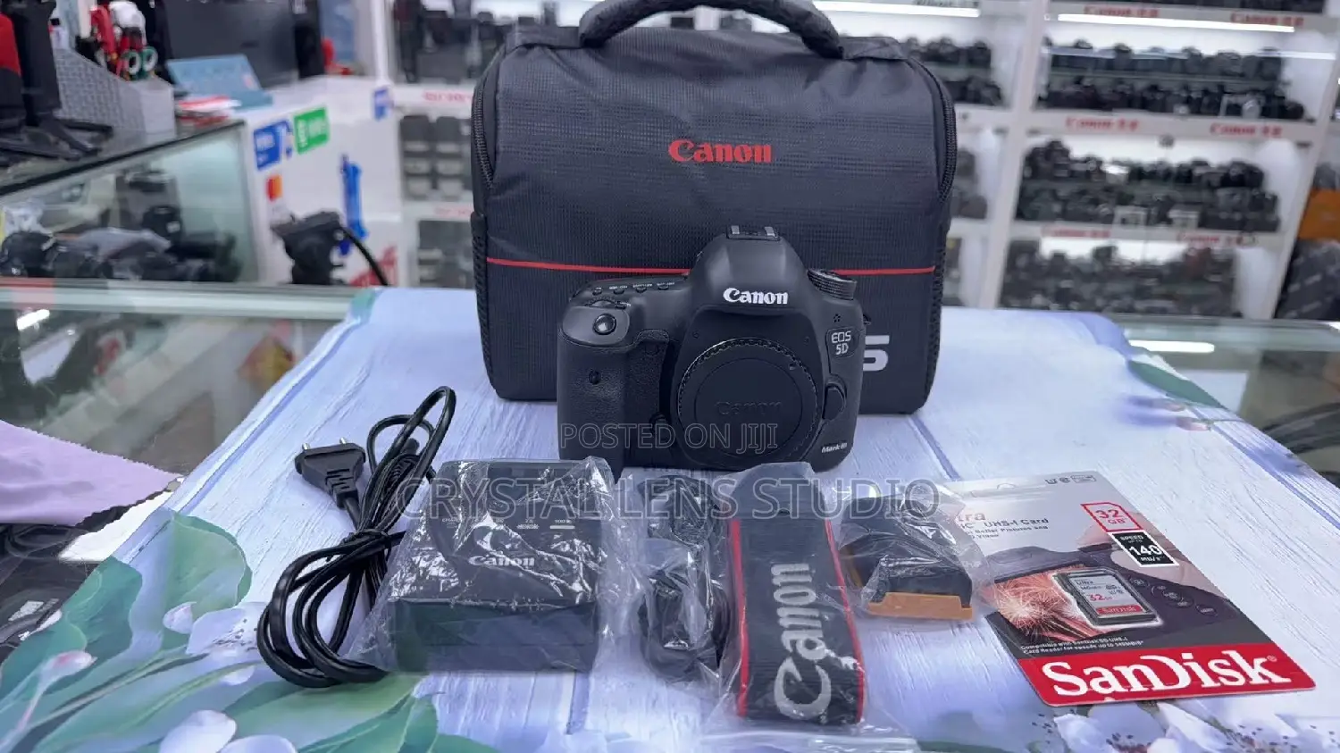 99% New Canon 6d With Bag and Free Sd Card