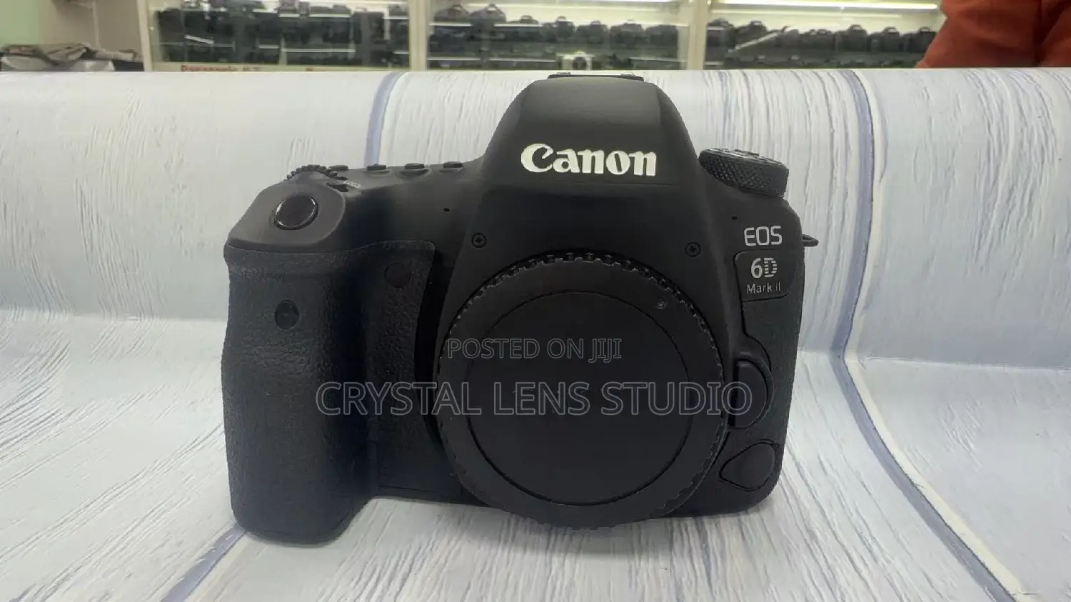 99% New Canon 6d Mark Ii With Bag and Free Sd Card