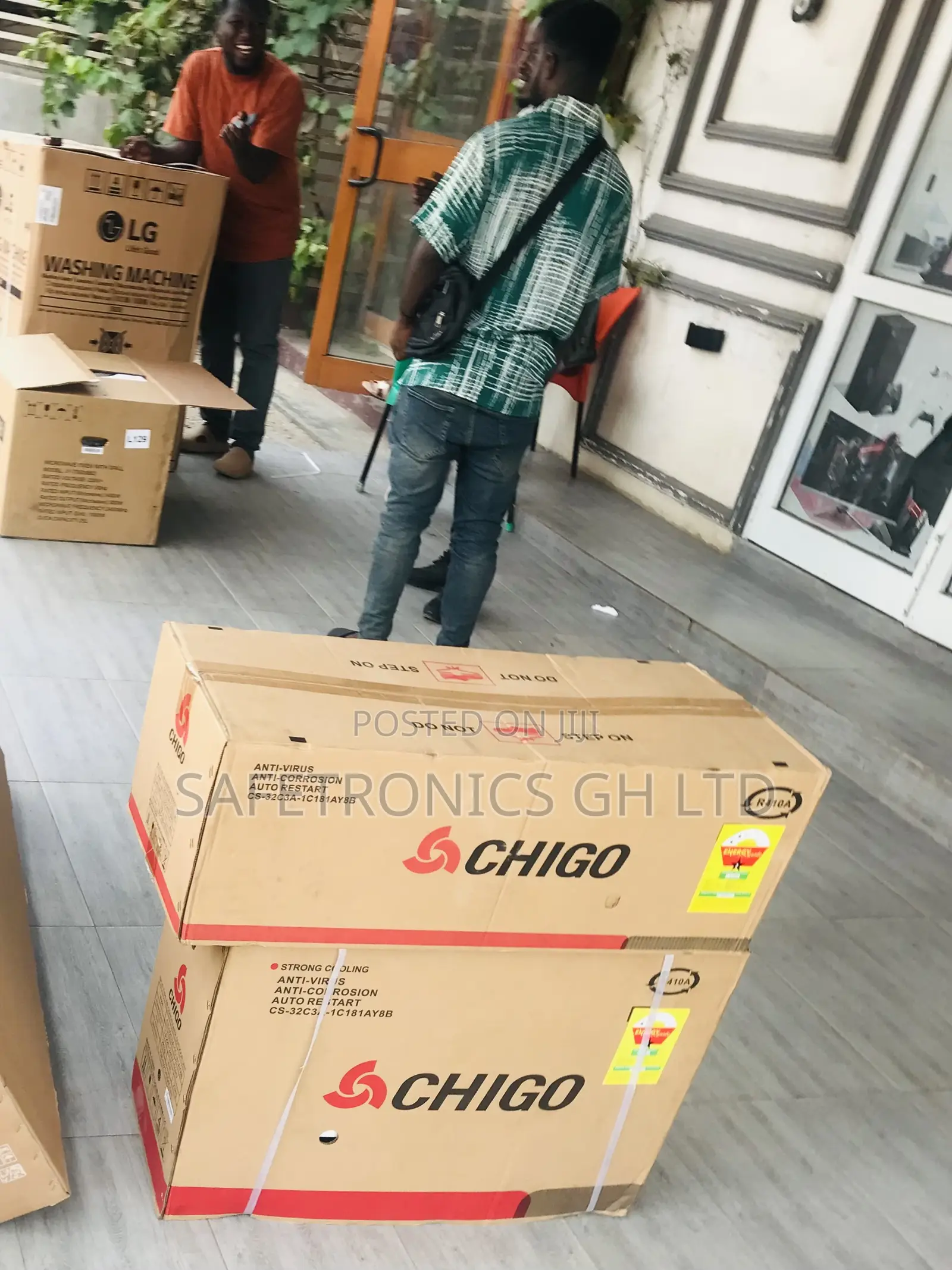 Get Remote Control Chigo R410a White 1.5 Horsepower Ac