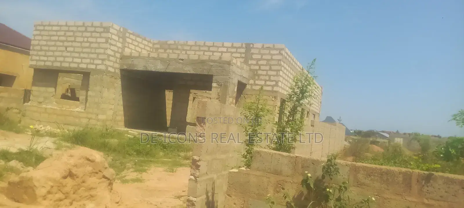 3bdrm Mansion in De-Icons Real Estate, Awutu Senya East Municipal