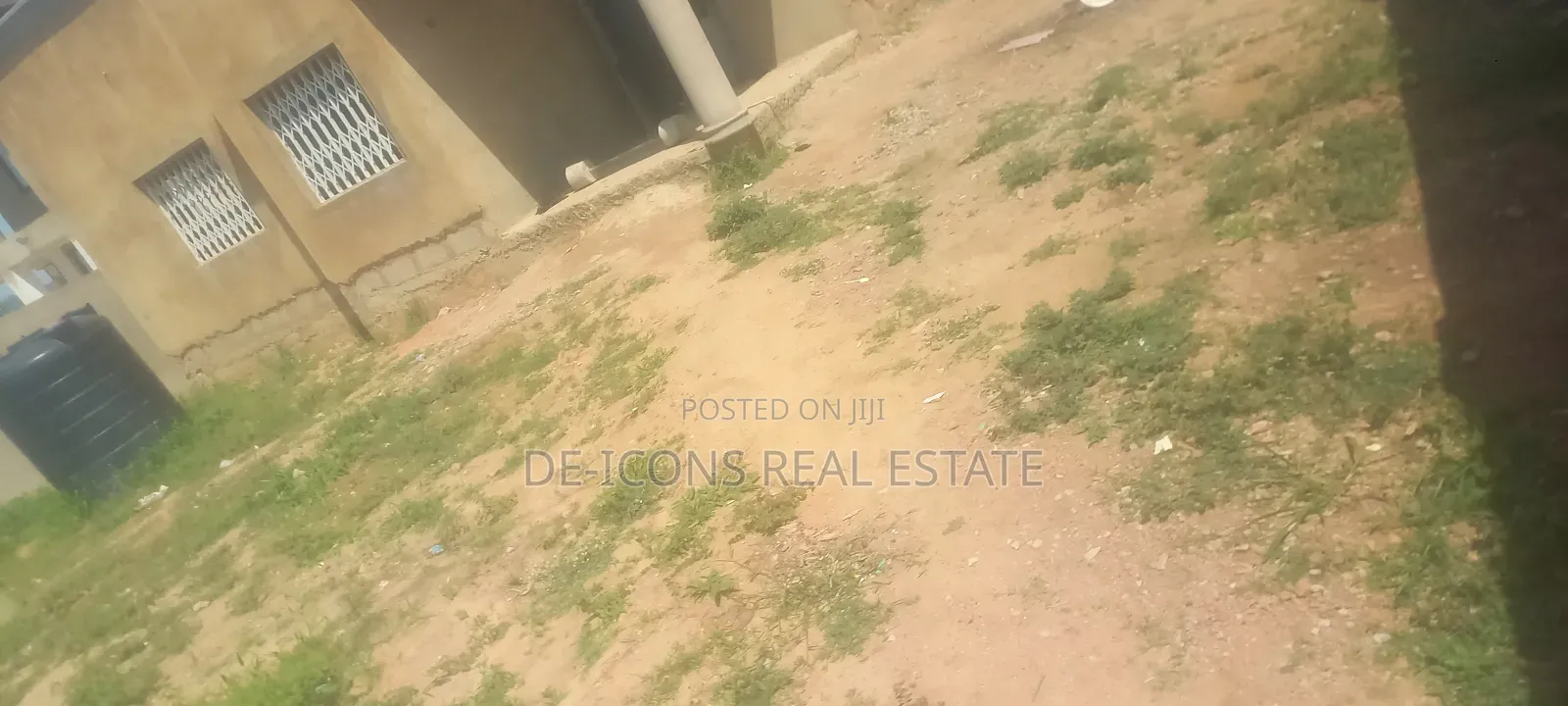 3bdrm Mansion in De-Icons Real Estate, Awutu Senya East Municipal