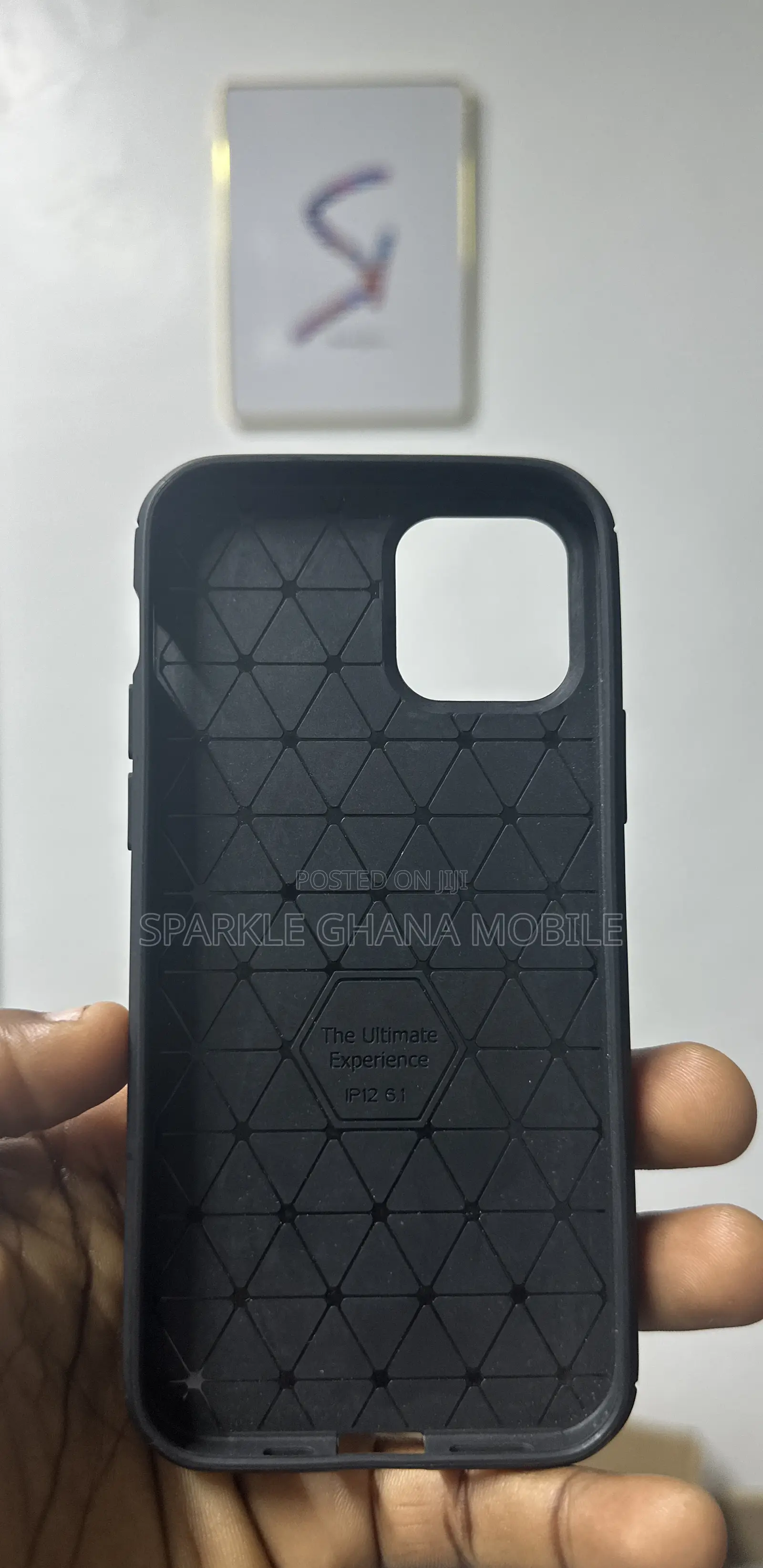 iPhone 12 Auto Focus Black Case