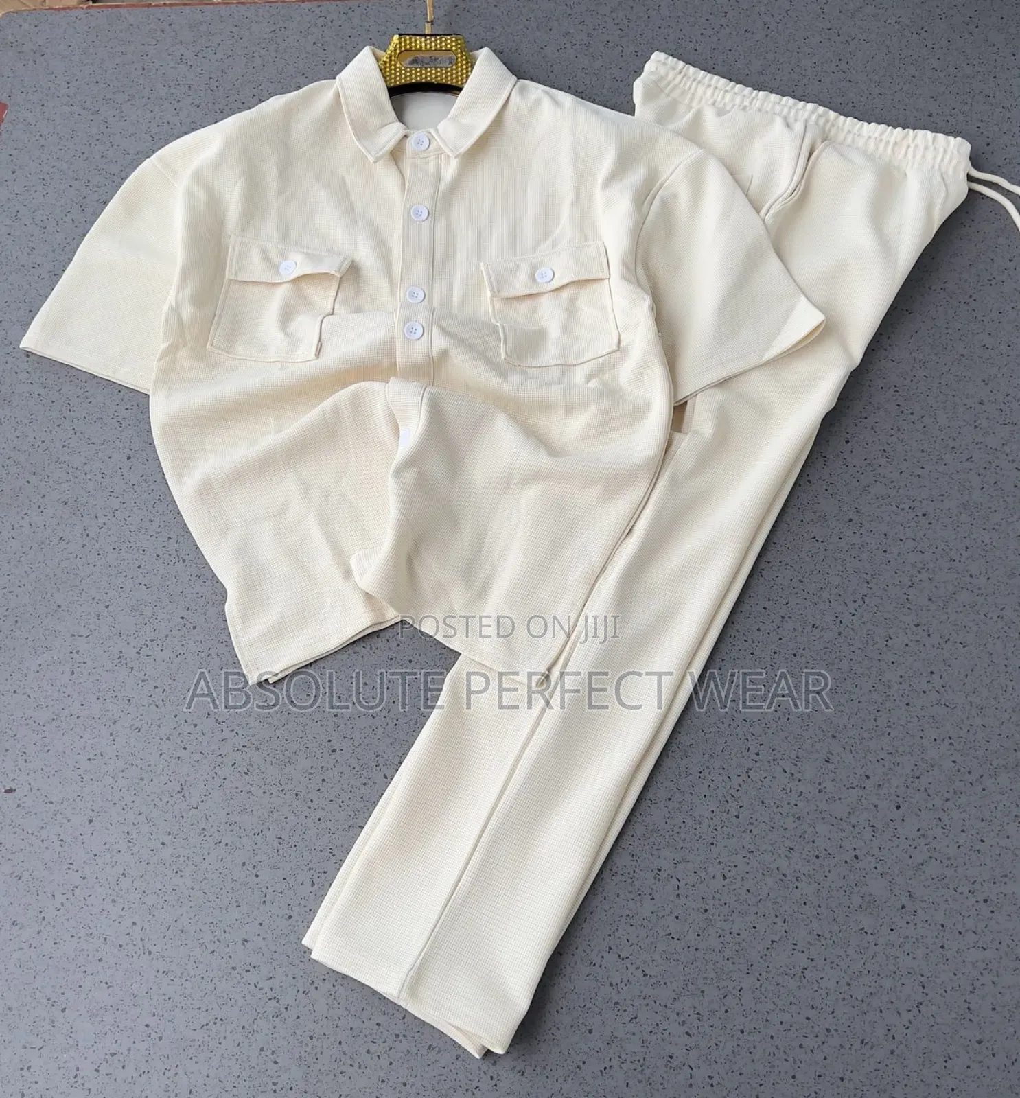 Regular Top and Down Available