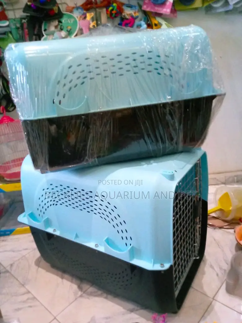 Quality Space Plastic Dog Crate