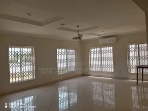 4bdrm House in Lashibi for sale