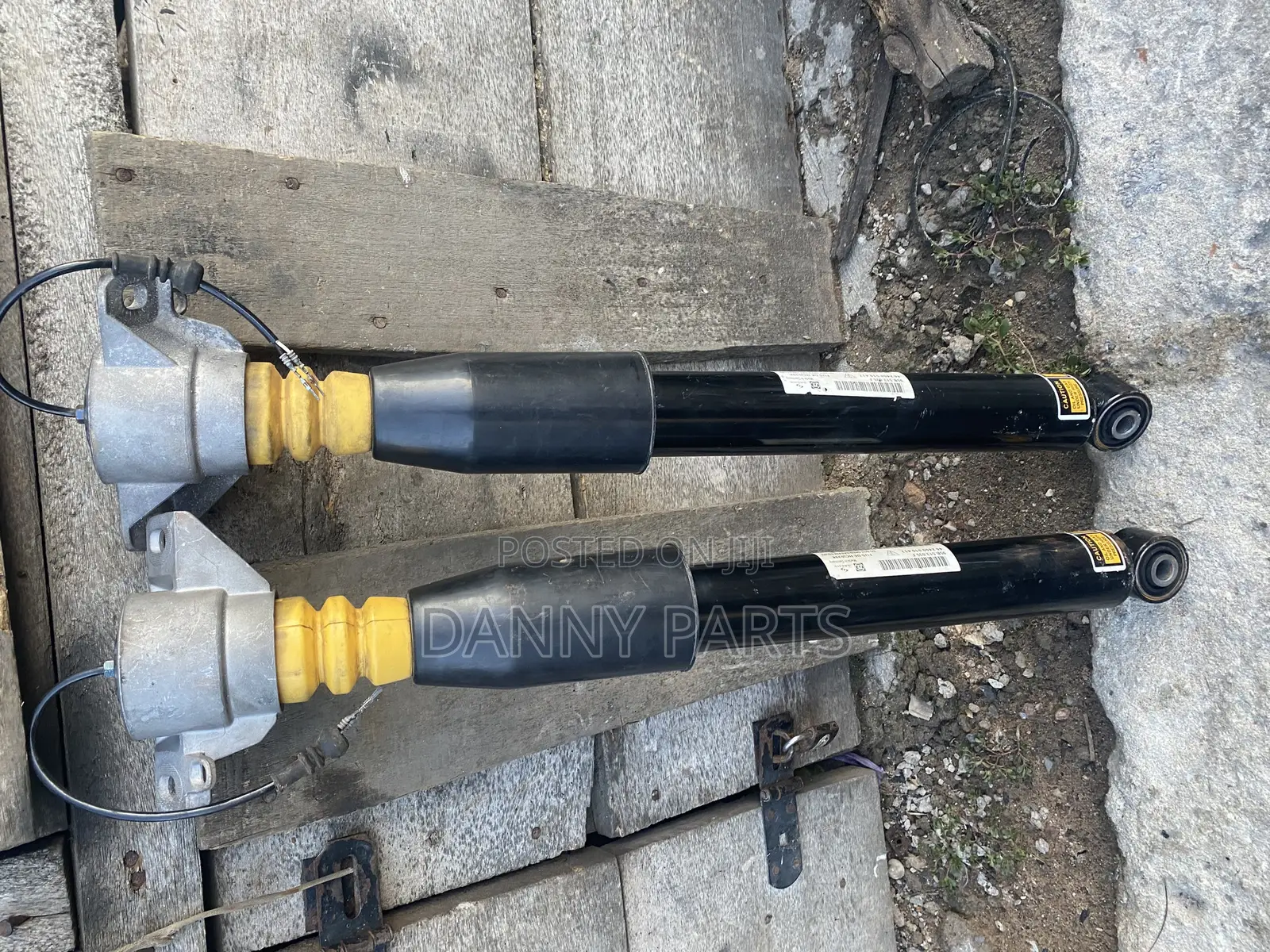 Porche Mecan 2024 Rear Shock Absorbers