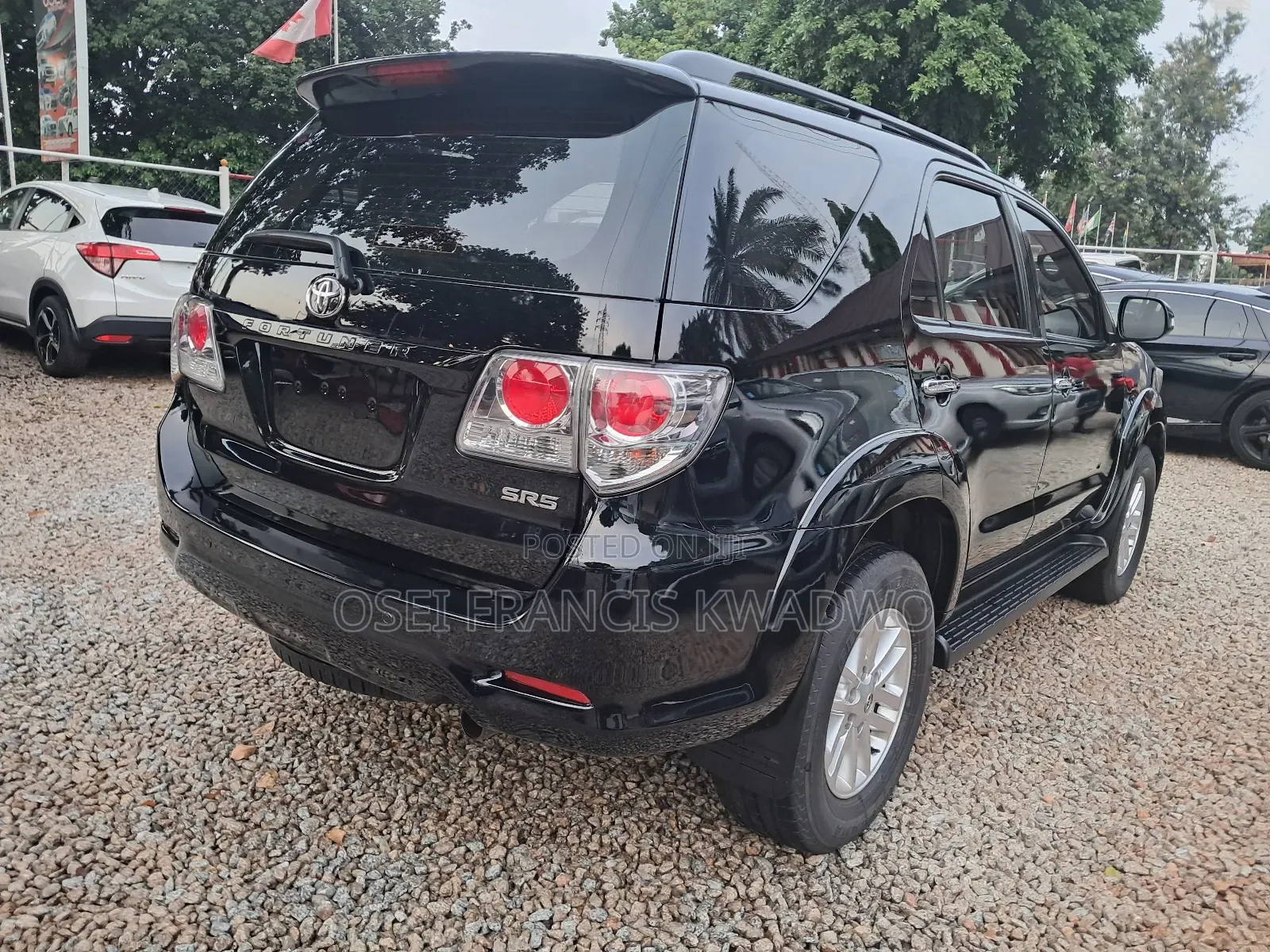 Toyota Fortuner 2.5 D AWD 2012 Black