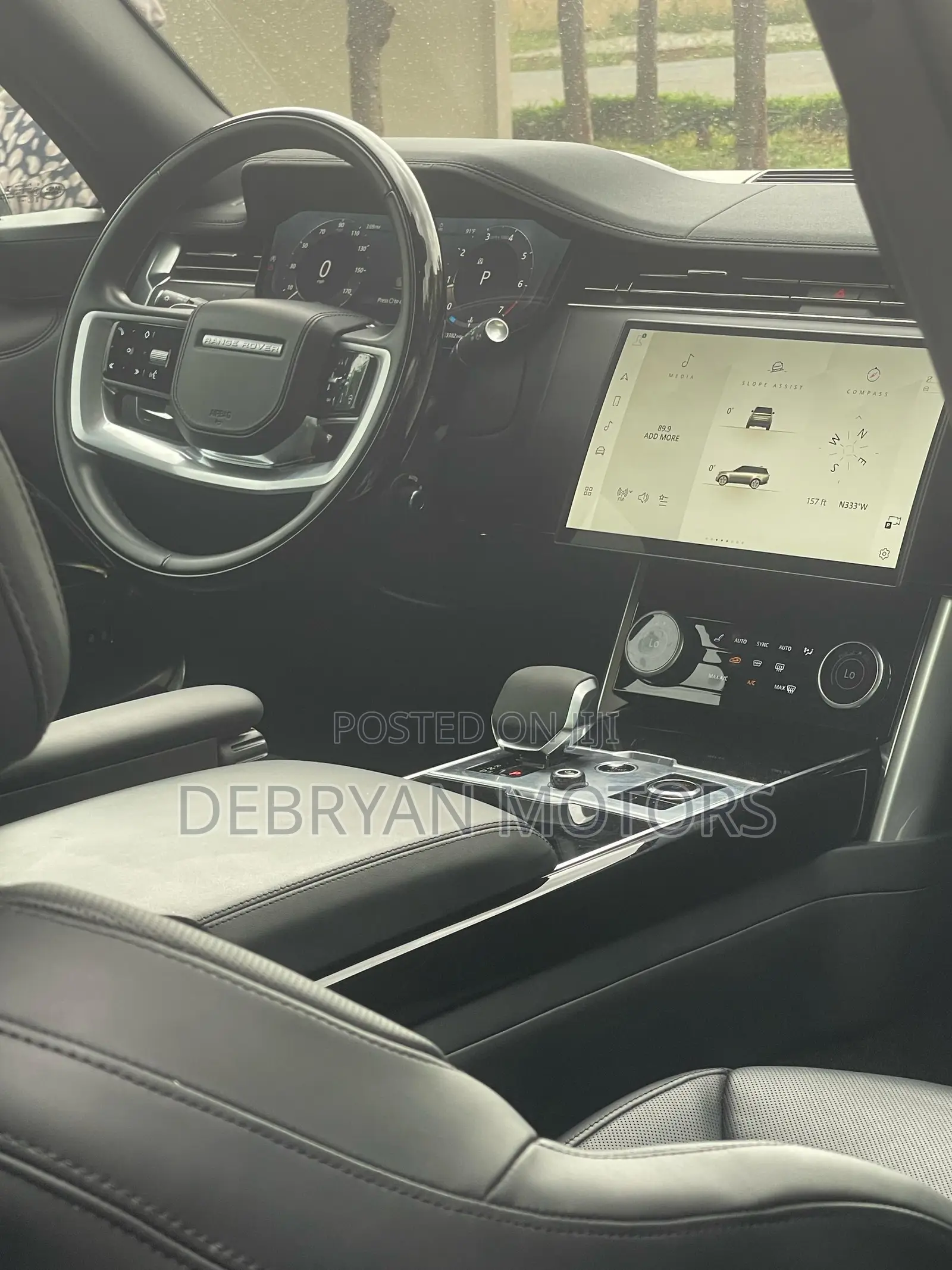 Land Rover Range Rover P400 SE SWB 2023 Gray