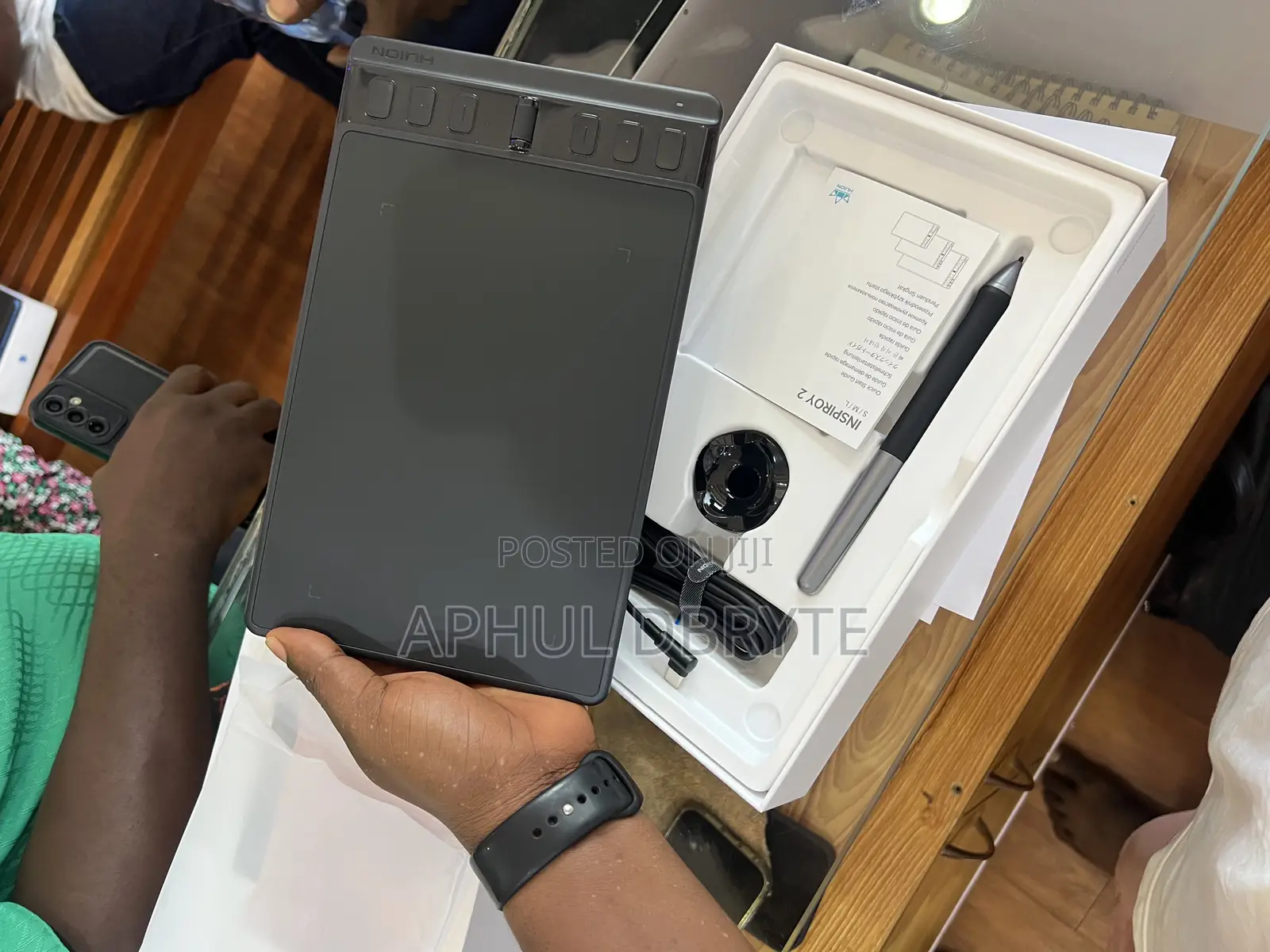 Brand New Huion Inspiroy 2 Creative Pen Tablet