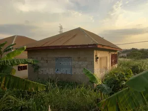 Photo - 4bdrm House in Krobo, Kumasi Metropolitan for sale