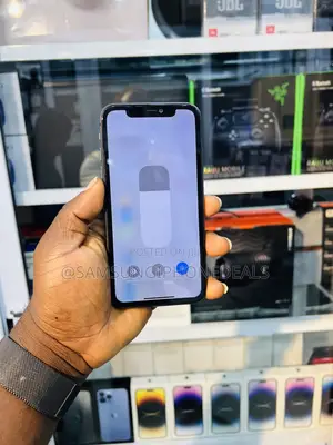 Apple iPhone 11 64 GB Black