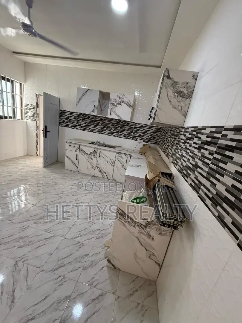 3bdrm House in Kasoa for sale