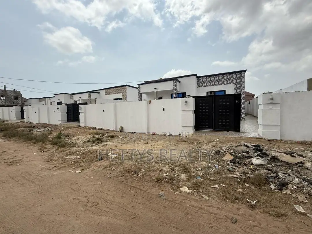 3bdrm House in Kasoa for sale