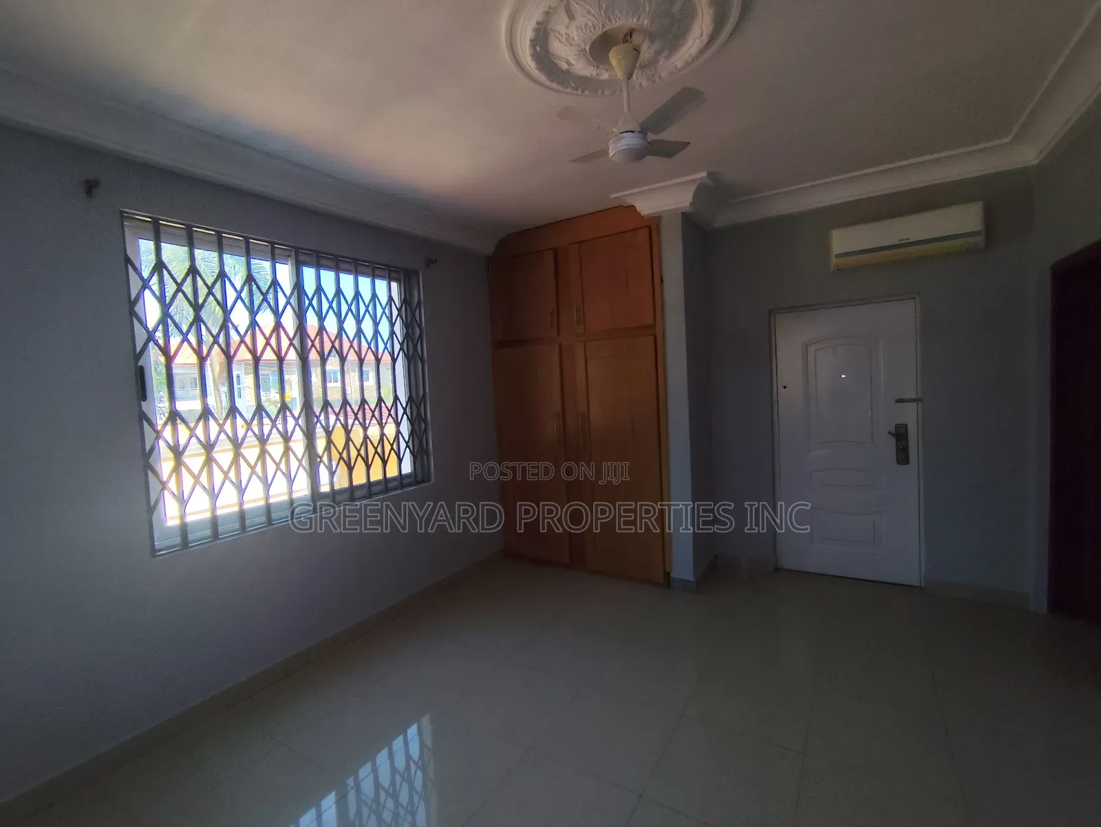 3bdrm Apartment in American House, East Legon for rent