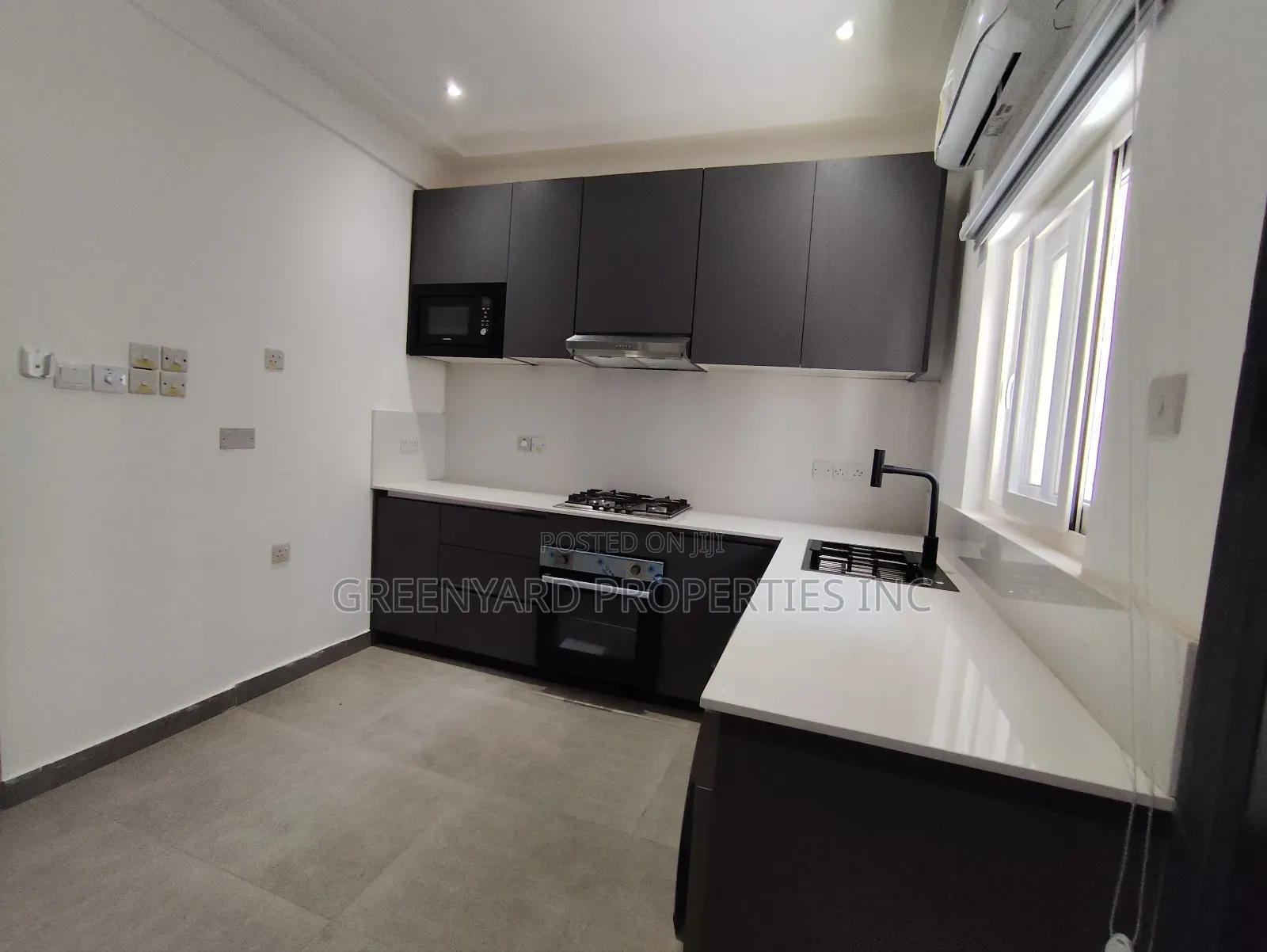 3bdrm Bedsitter in American House, East Legon for rent