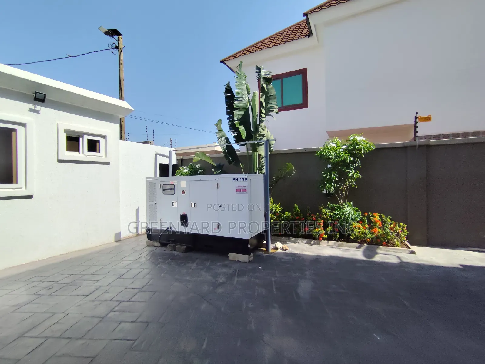 3bdrm Bedsitter in American House, East Legon for rent