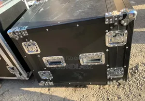 All Black Amplifier Rack (10u)