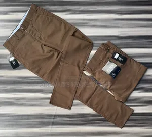 Stretchy Khaki Trousers for Men
