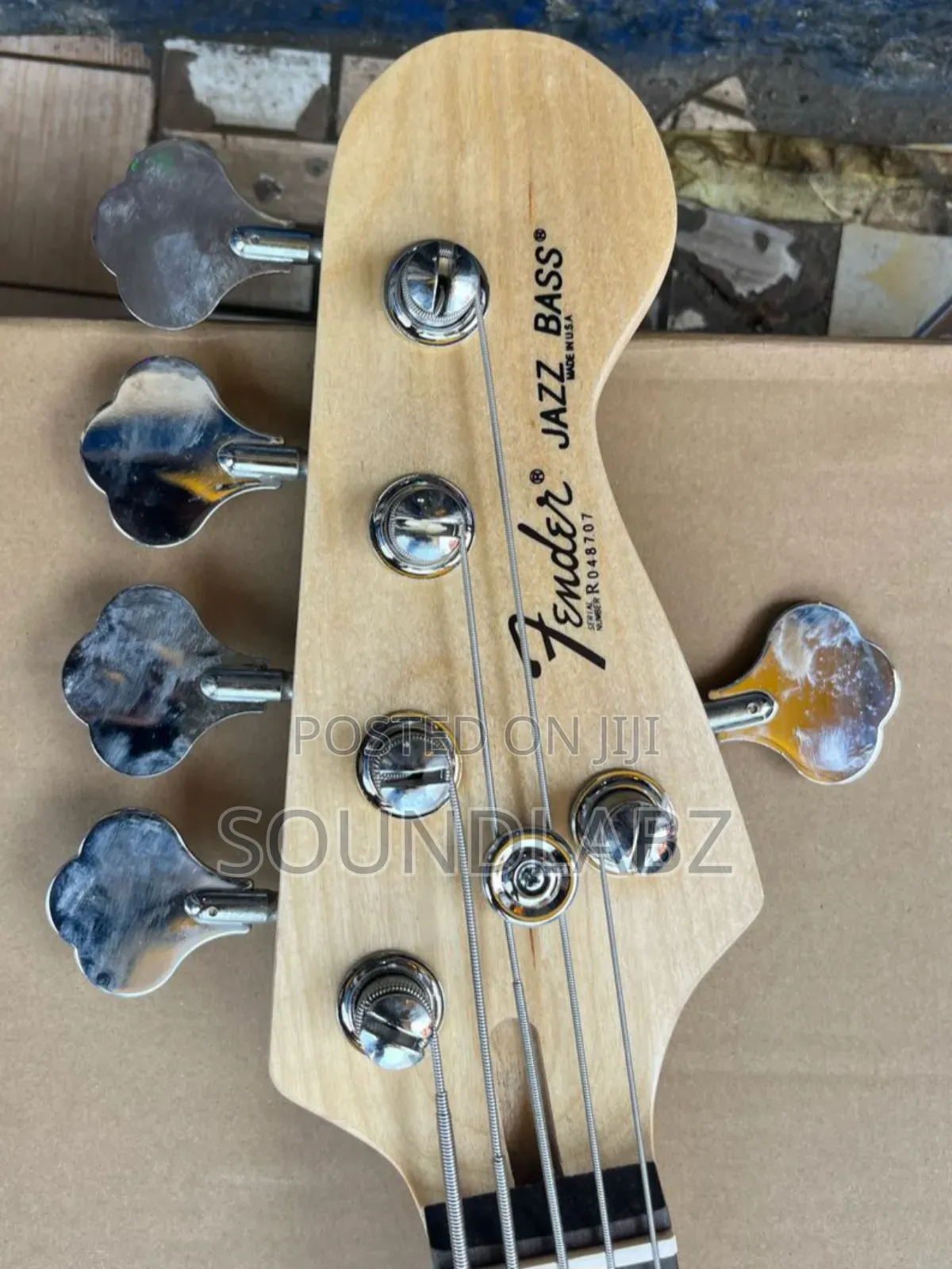 Fender 5-String Bass Guitar(Blue)