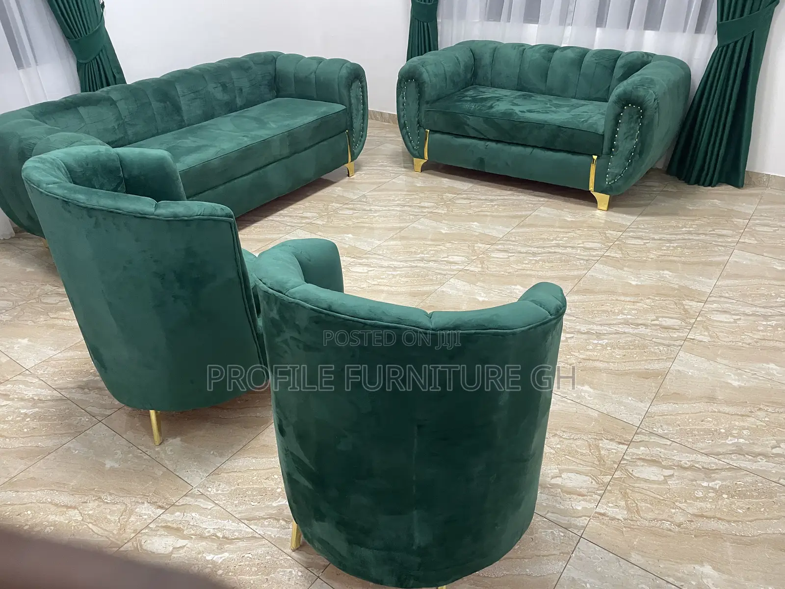 Green Fabric Set Sofa Very Neat And Soft// Durable And Luxurious