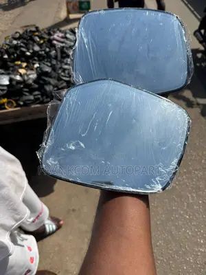 Land Cruiser V8 2022-2024 Side Mirrors Glass
