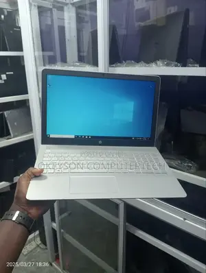 Laptop HP Pavilion 15 8GB Intel Core I3 SSD 128GB