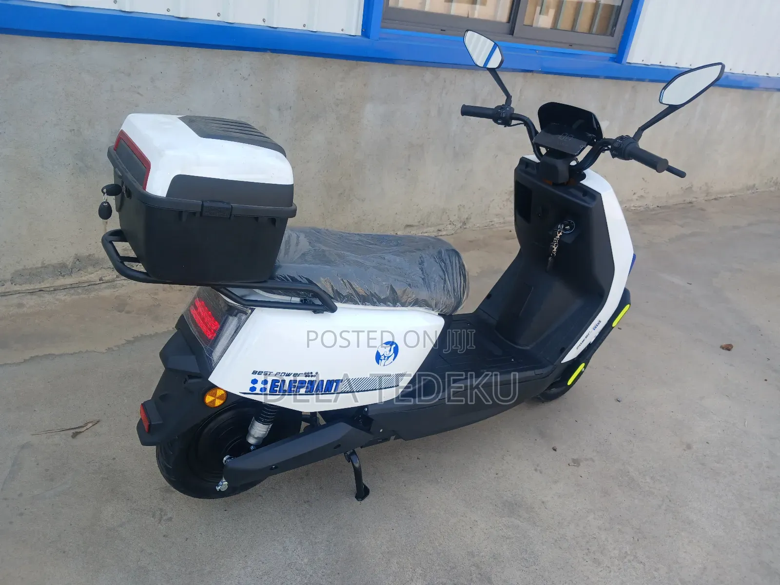 New Motorcycle 2025 White