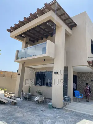 4bdrm House in Atomic Kwabenya, Ga East Municipal for sale