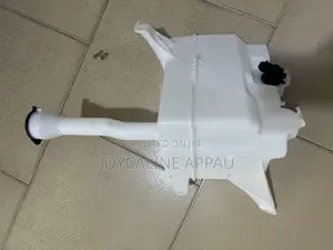 Toyota Wiper Wash Container(Gallon) Carmy 2014