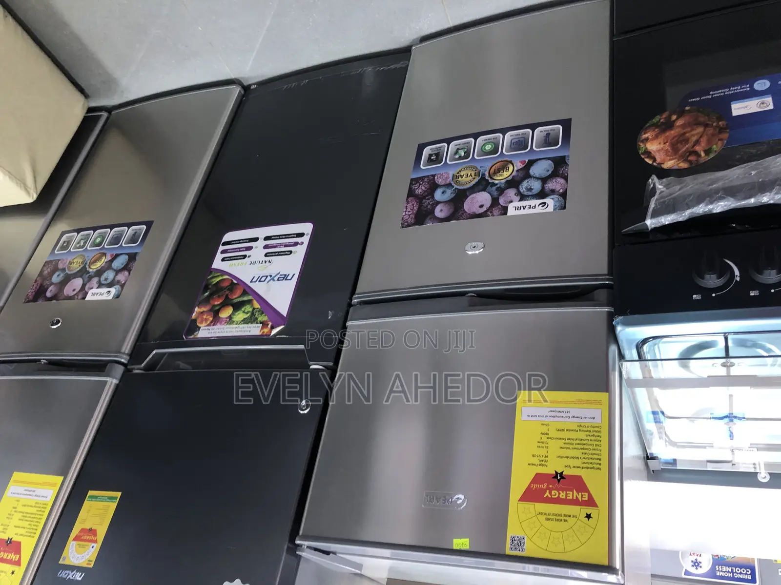 Cute and Adorable Pearl Top Freezer 108 Liters for Sale