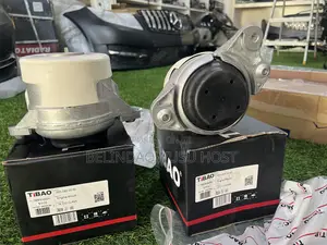 C 300 Engine Seat