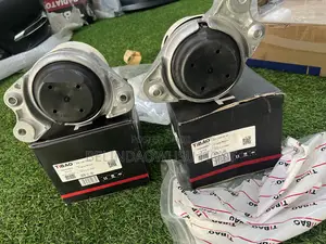 C 300 Engine Seat