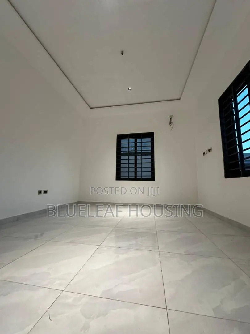 3bdrm House in Ashaley Botwe for sale
