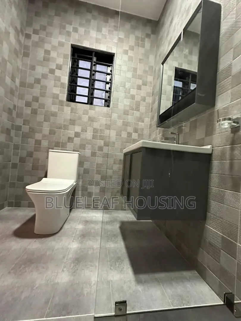 3bdrm House in Ashaley Botwe for sale